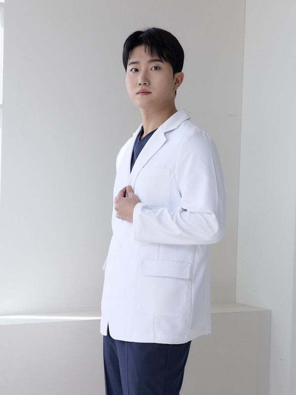남성 투버튼 레귤러 숏랩코트