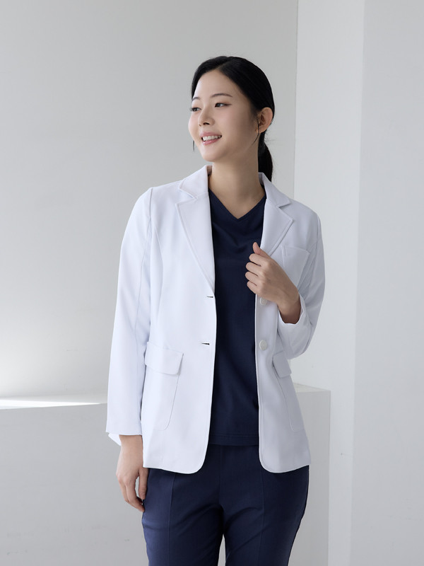 여성 투버튼 레귤러 숏랩코트